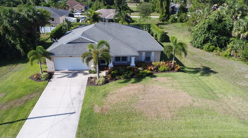 1322 33rd Ln, Cape Coral, FL 33909-3322