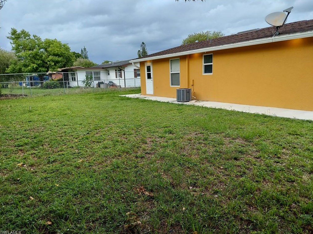 420 Canyon Dr S, Lehigh Acres, FL 33936