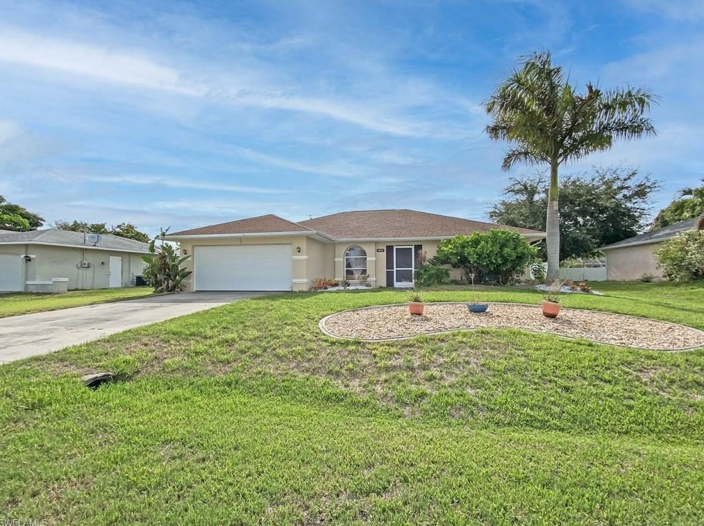 4543 15th Ave, Cape Coral, FL 33914-6318
