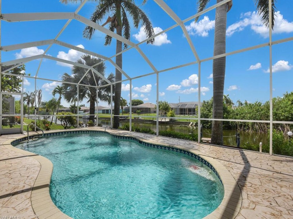 2120 Se 5th St, Cape Coral, FL 33990