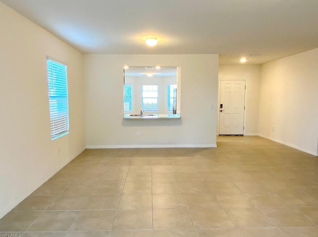 103 Nw 7th St, Cape Coral, FL 33990