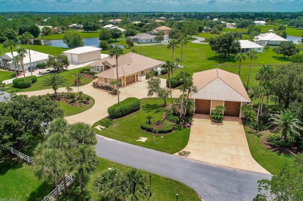 18210 River Chase Ct, Alva, FL 33920-3156