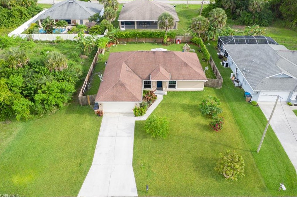 1602 Ne 36th Terrace, Cape Coral, FL 33909