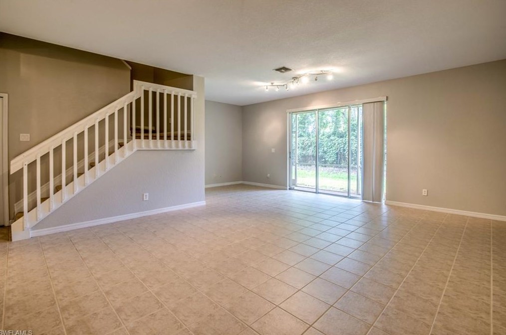 9537 Roundstone Cir, Fort Myers, FL 33967