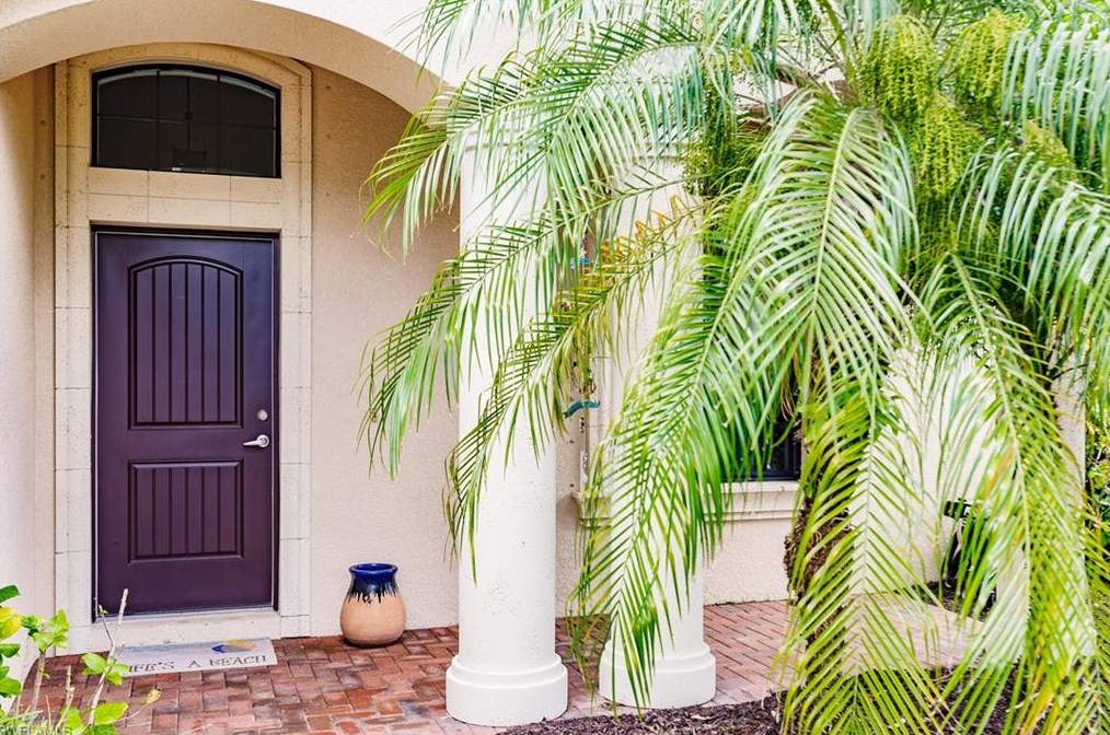 13471 Palmetto Grove Dr, Fort Myers, FL 33905-5874