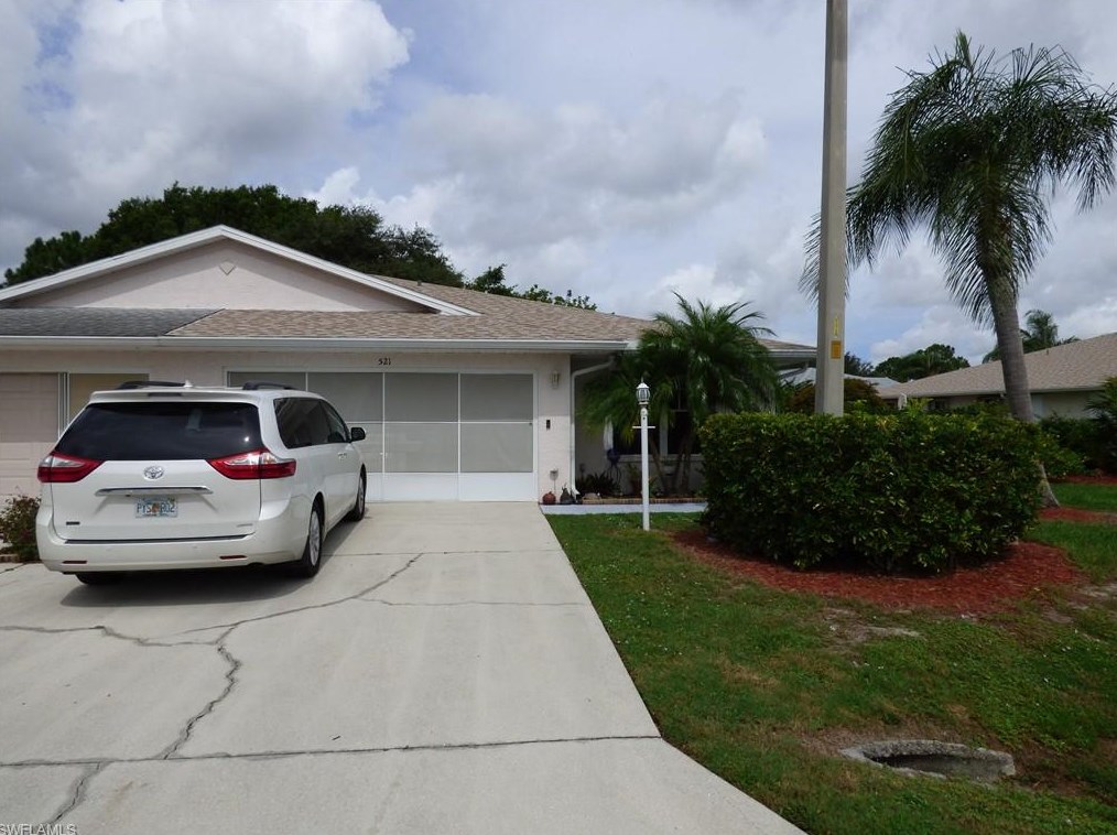521 Bethany Village Cir, Lehigh Acres, FL 33936