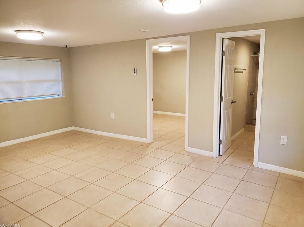 104 4th St #2, Fort Myers, FL 33907