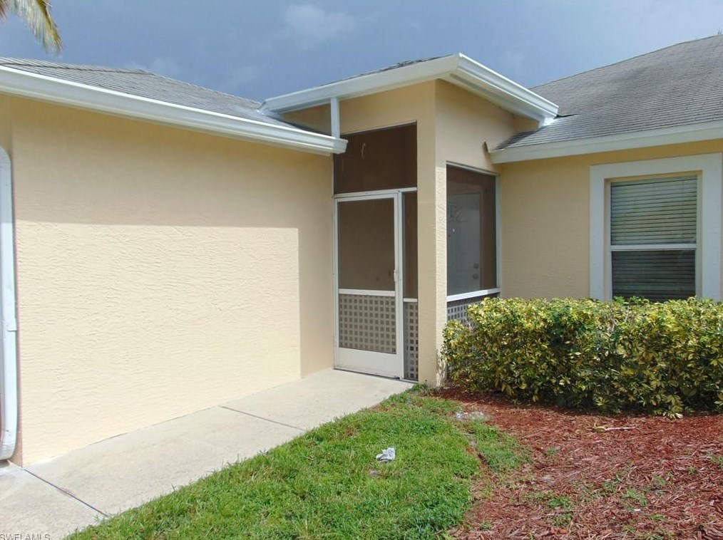 100 Trafalgar Pkwy, Cape Coral, FL 33991-3475