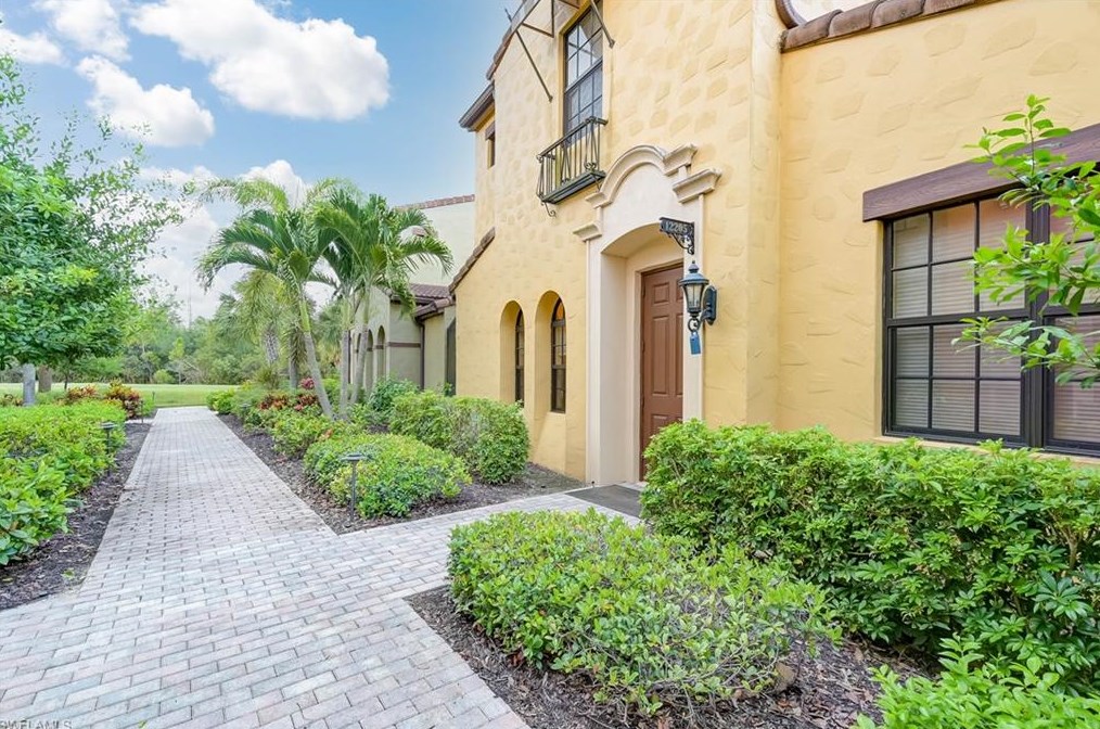 11861 Nalda St, Fort Myers FL  12202-8973 exterior