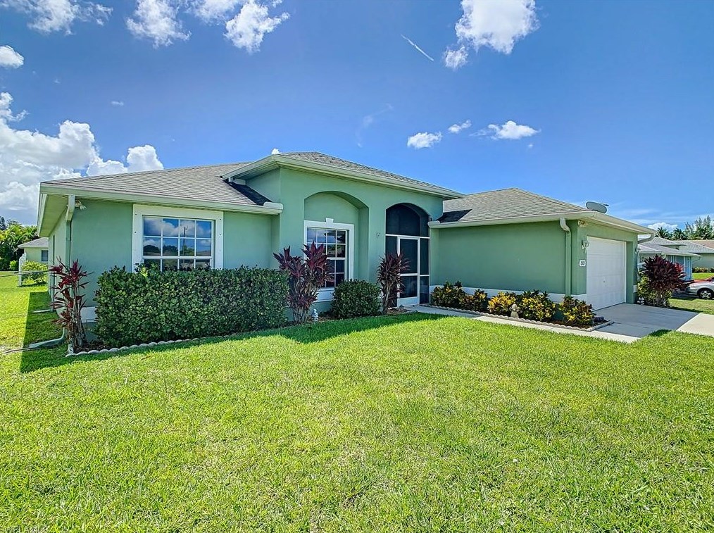 2509 11th Ct, Cape Coral, FL 33914-4120