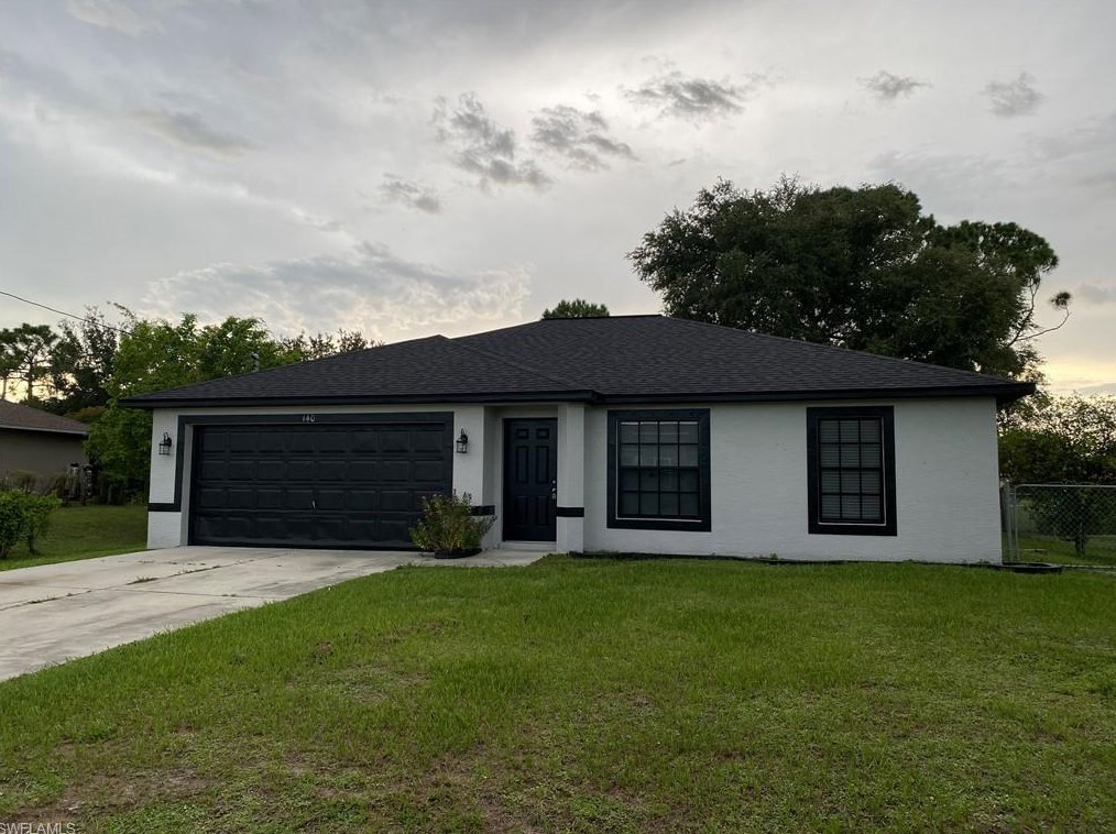 140 Zenith Cir, Fort Myers, FL 33913-7520