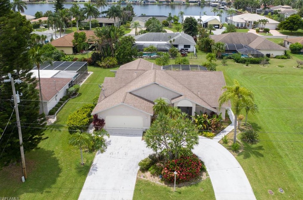 714 51st Ter, Cape Coral, FL 33914-6514