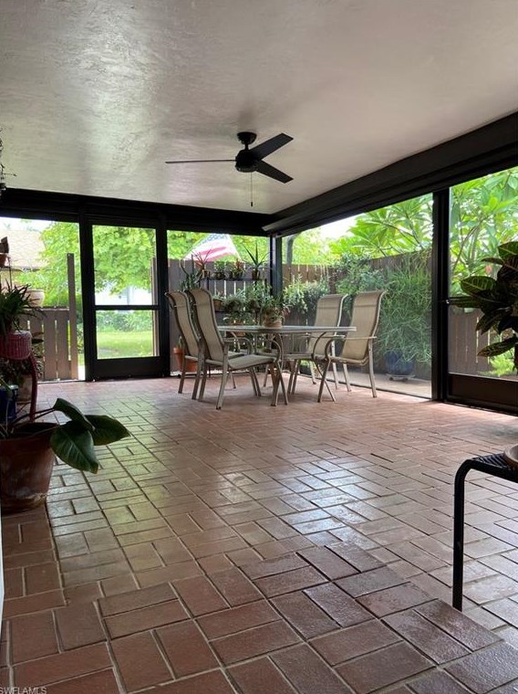 5668 Foxlake Dr, Fort Myers, FL 33917-5698