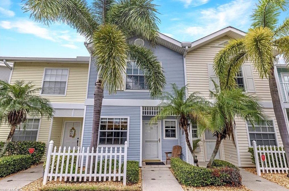 3347 Key Dr, Fort Myers, FL 33903-4854
