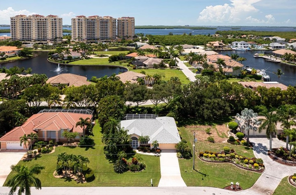 1446 58th Ter, Cape Coral, FL 33914-8024