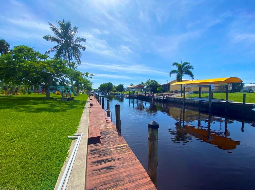 4640 Catfish Ct, Saint James City, FL 33956