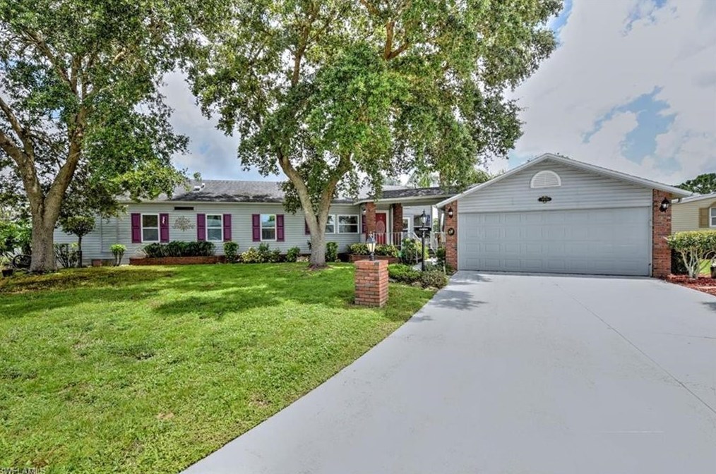 9970 Bardmoor Ct, Fort Myers, FL 33903-9047