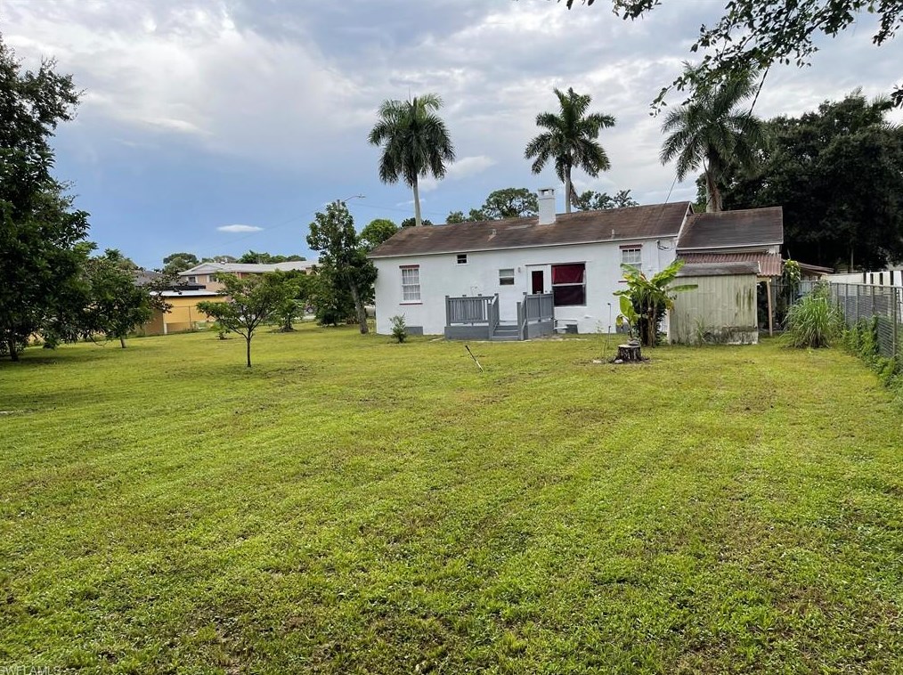 2123 Dora St, Fort Myers, FL 33901-5005