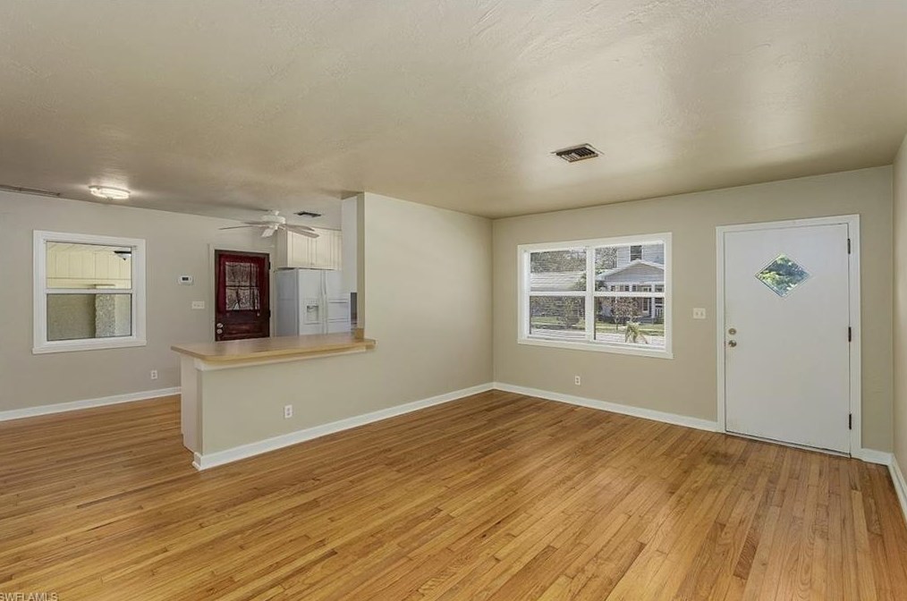 1484 Linhart Ave, Fort Myers FL  33901-6648 exterior