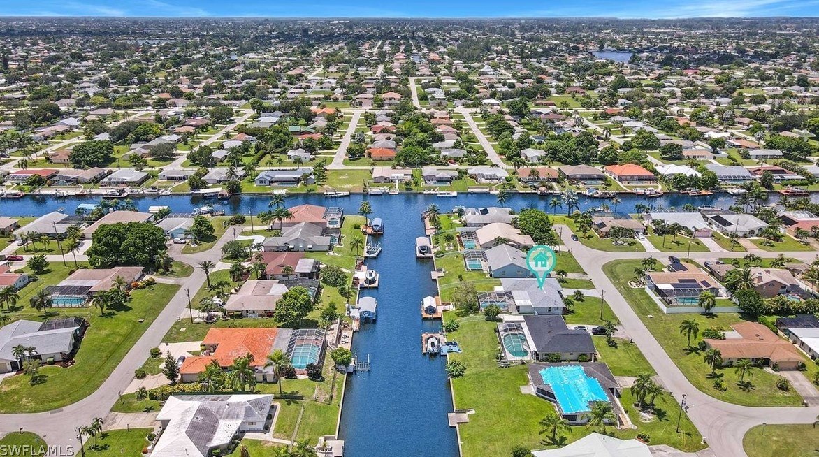 1034 Se 30th St, Cape Coral, FL 33904