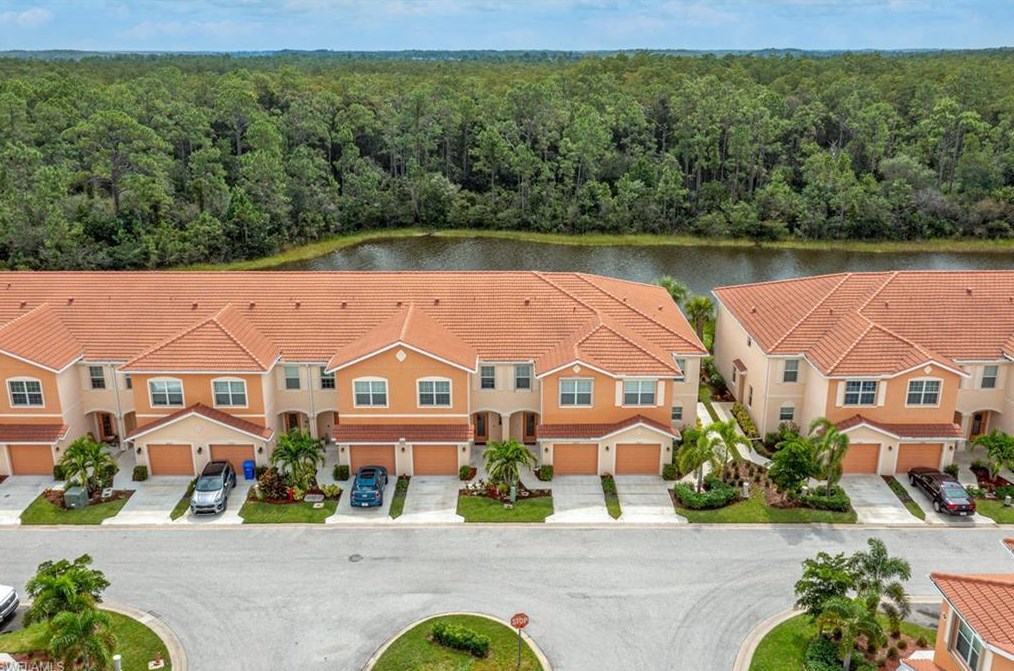 10216 Via Colomba Cir, Fort Myers, FL 33966