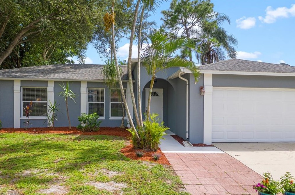 9036 Caloosa Rd, Fort Myers, FL 33967-5203