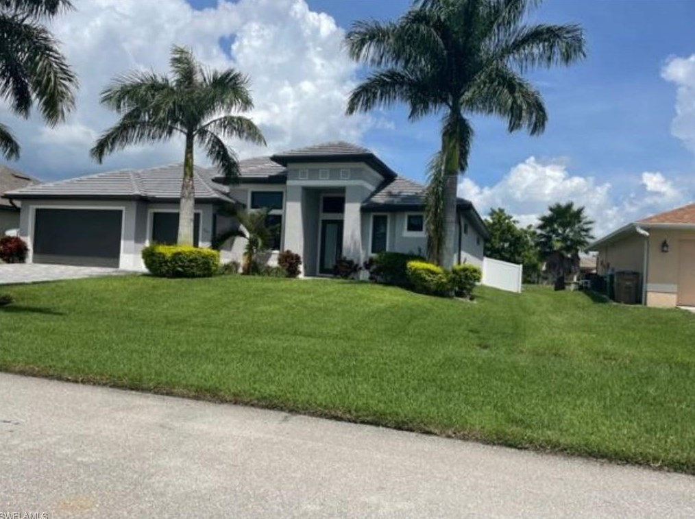 4825 24th Ave, Cape Coral, FL 33914-6726