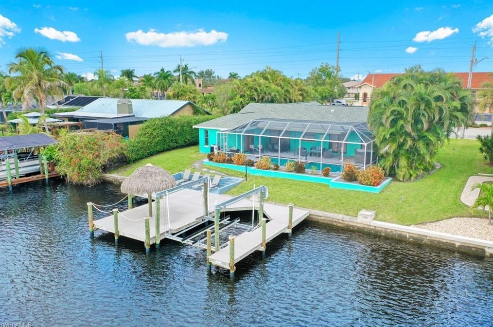 614 Cape Coral Pkwy, Cape Coral, FL 33914-6585