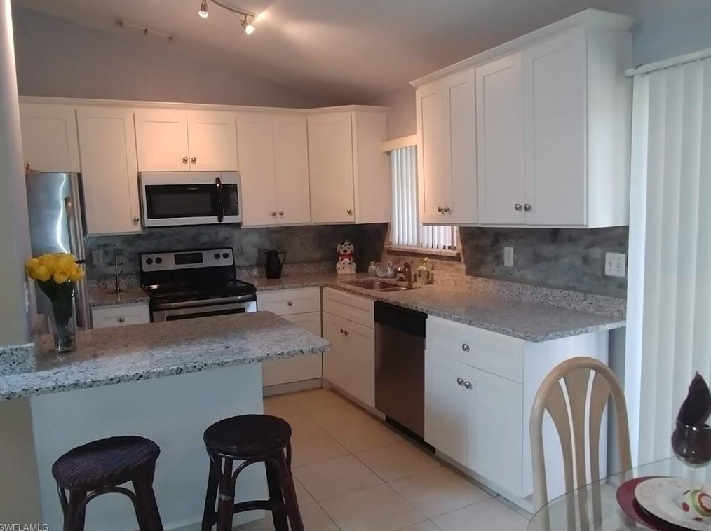 17393 Butler Rd, Fort Myers, FL 33967-2964