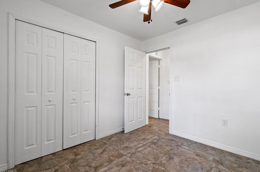 3314 Apache St, Fort Myers FL 33916-2102 exterior