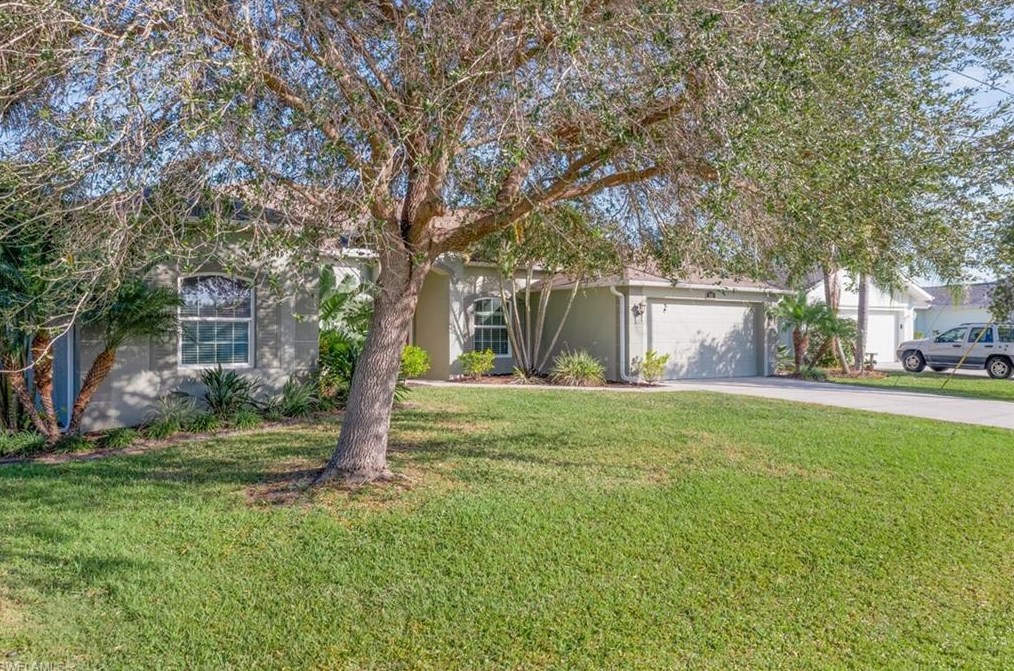 365 Corrientes Cir, Punta Gorda, FL 33983-5630