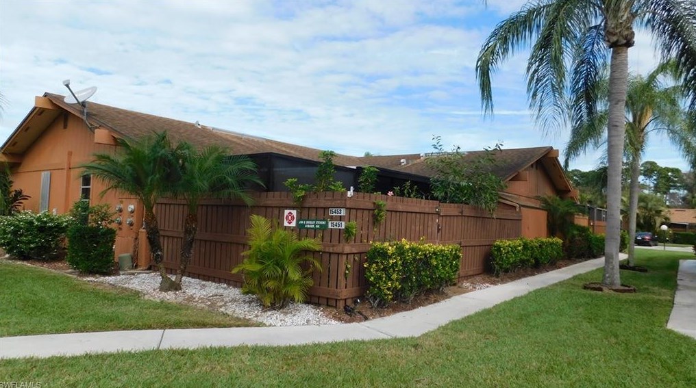 15451 Crystal Lake Dr, Fort Myers, FL 33917-5626
