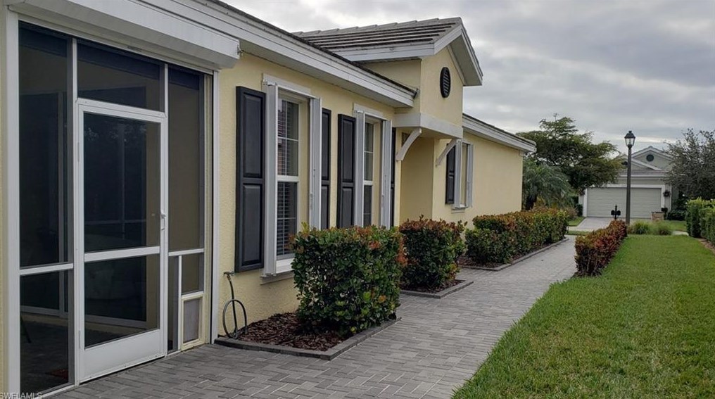 2613 Vareo Ct, Cape Coral, FL 33991-3195