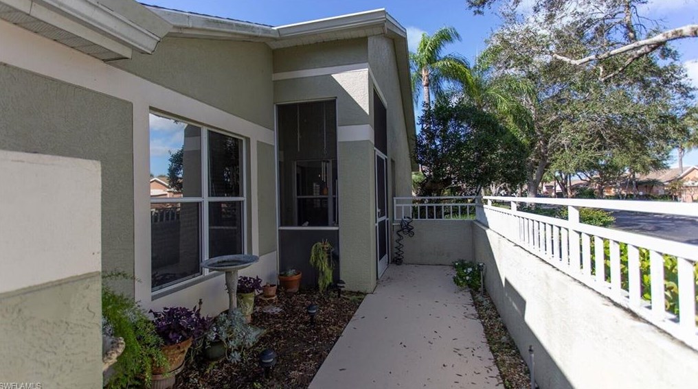 9227 Coral Isle Way, Fort Myers, FL 33919-8438
