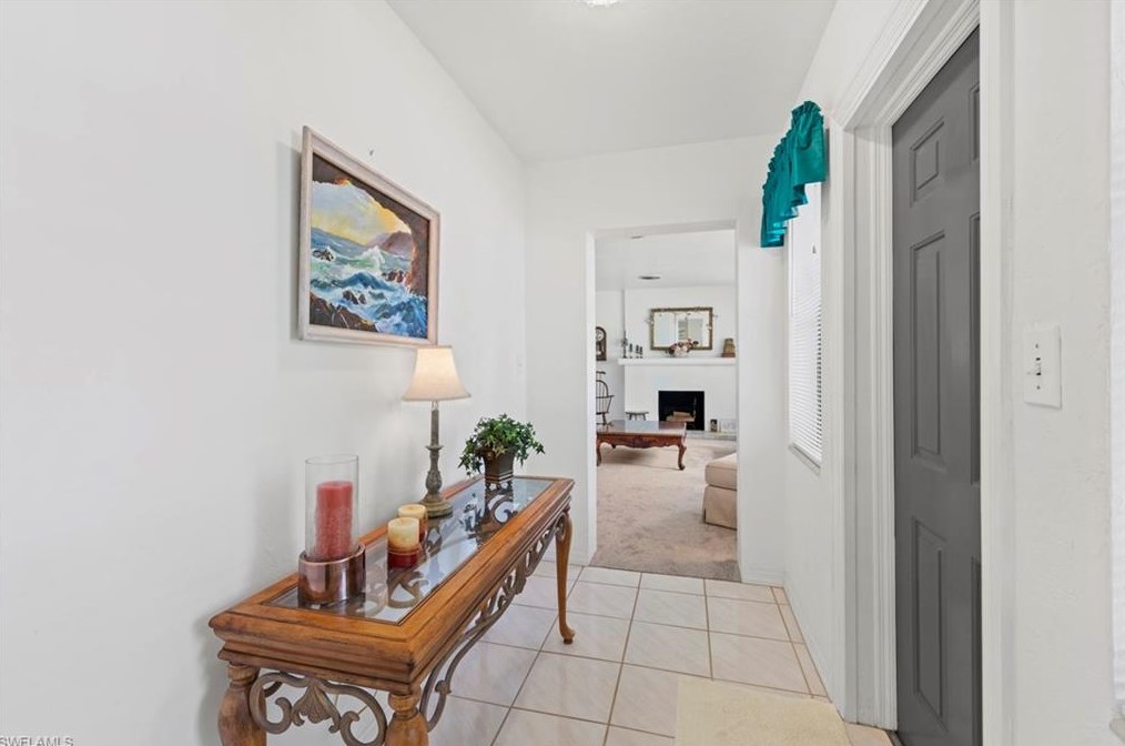 1324 Donna Dr, Fort Myers, FL 33919-1600