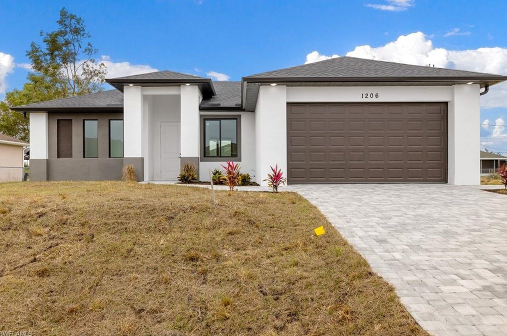 1206 Ne 6th Pl, Cape Coral, FL 33909