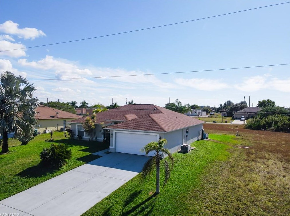 120 26th St, Cape Coral, FL 33904-2714