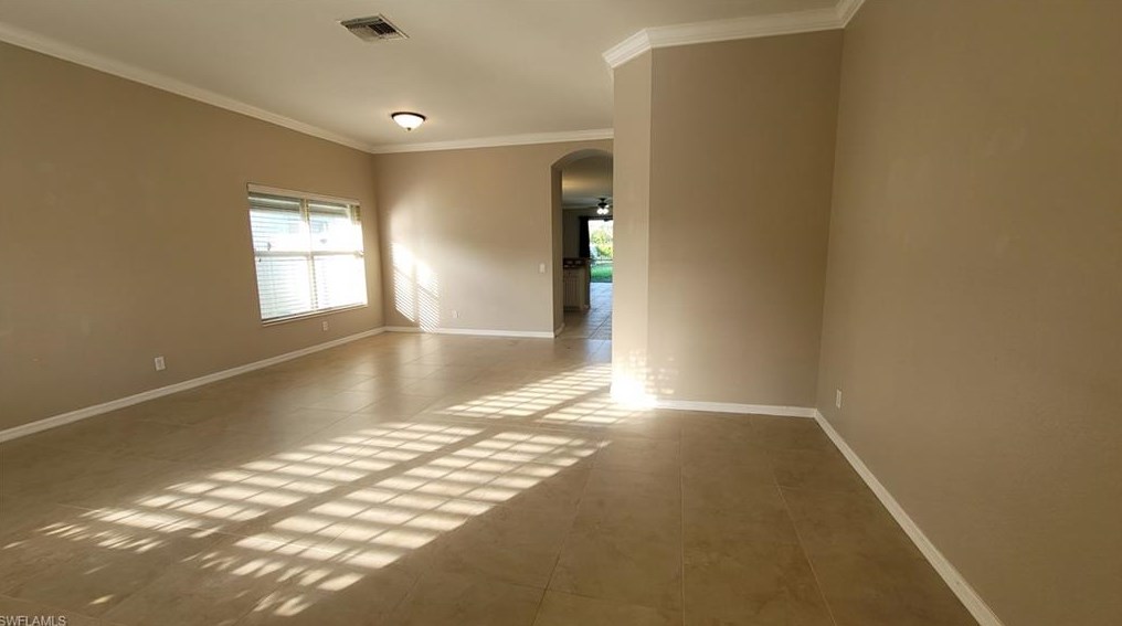 2133 Cape Heather Cir, Cape Coral, FL 33991
