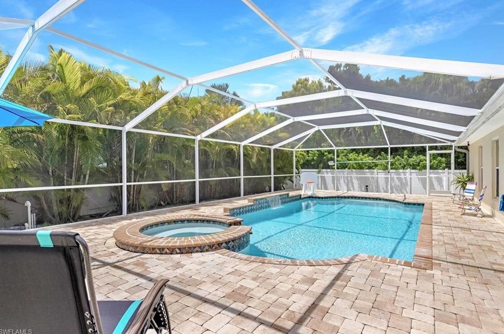 3218 Ne 15th Ave, Cape Coral, FL 33909