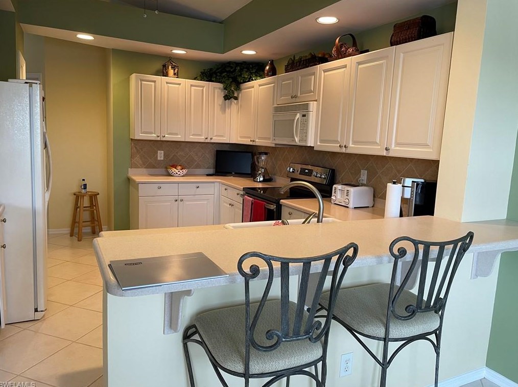 13960 Eagle Ridge Lakes Dr, Fort Myers, FL 33912-0700