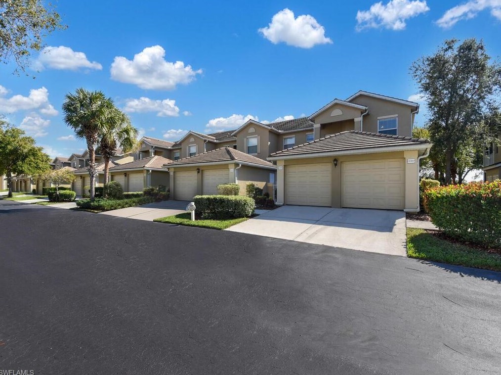 12080 Summergate Cir, Fort Myers, FL 33913-8056