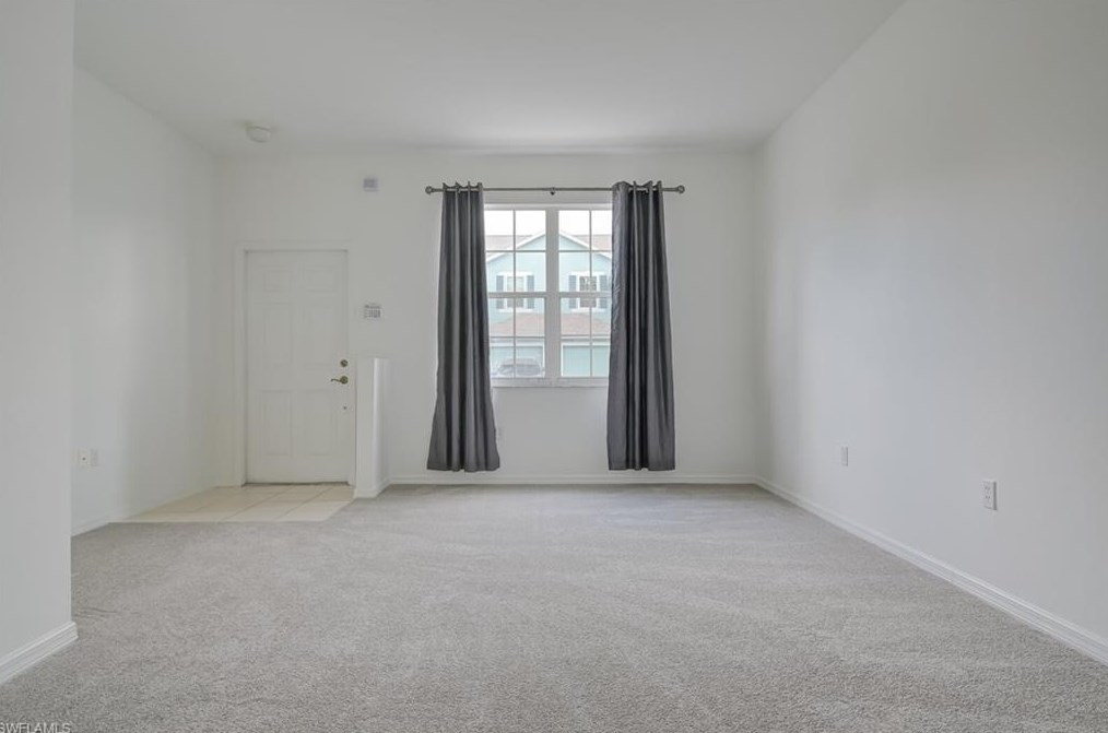3642 Pine Oak Cir, Fort Myers, FL 33916-7432