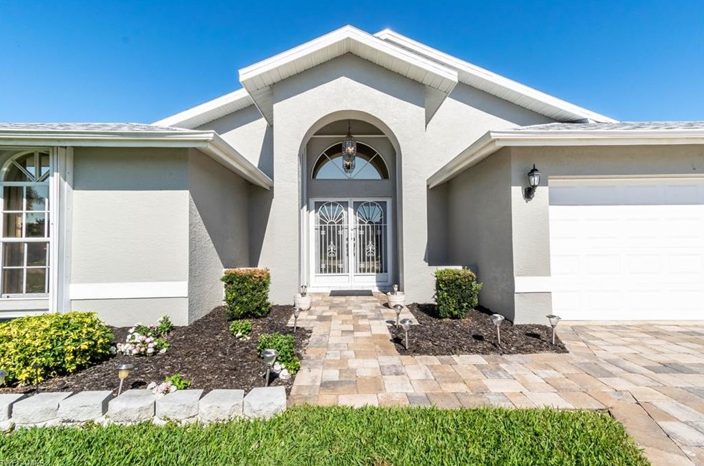 17801 Dracena Cir, Fort Myers, FL 33917-2055
