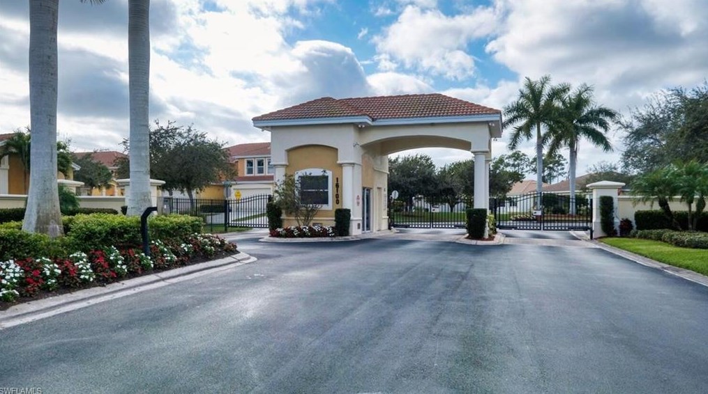 11836 Bayport Ln, Fort Myers, FL 33908-3798