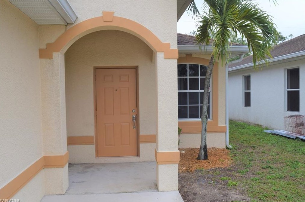 2230 Lotus Rd, Fort Myers, FL 33905-1762