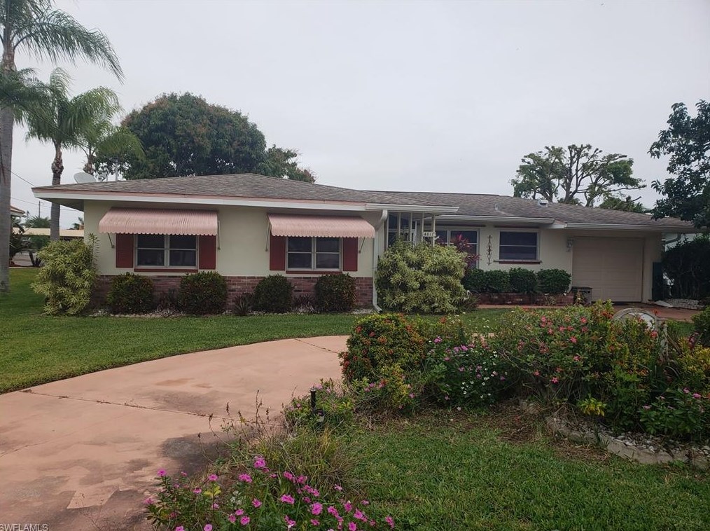 4817 Pelican Blvd, Cape Coral, FL 33914-8505
