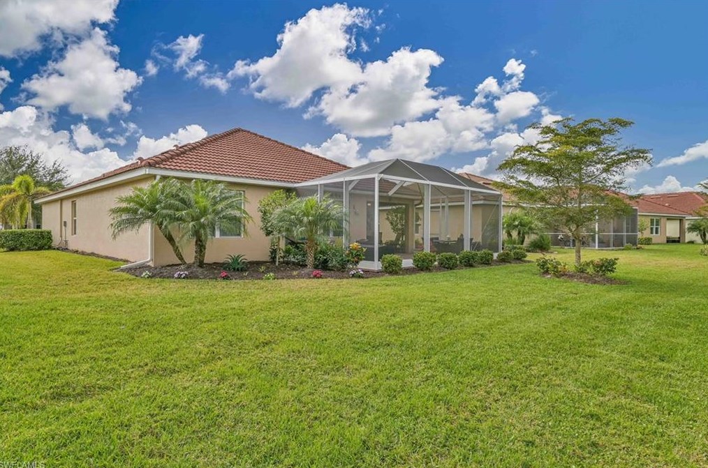 15222 Yellow Wood Dr, Alva, FL 33920-4617