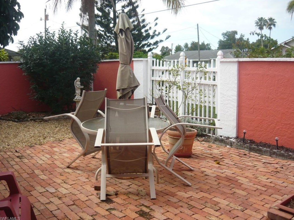 7496 Pebble Beach Rd, Fort Myers, FL 33967-2749
