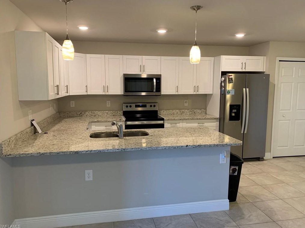 4005 21st St Sw, Lehigh Acres, FL 33976