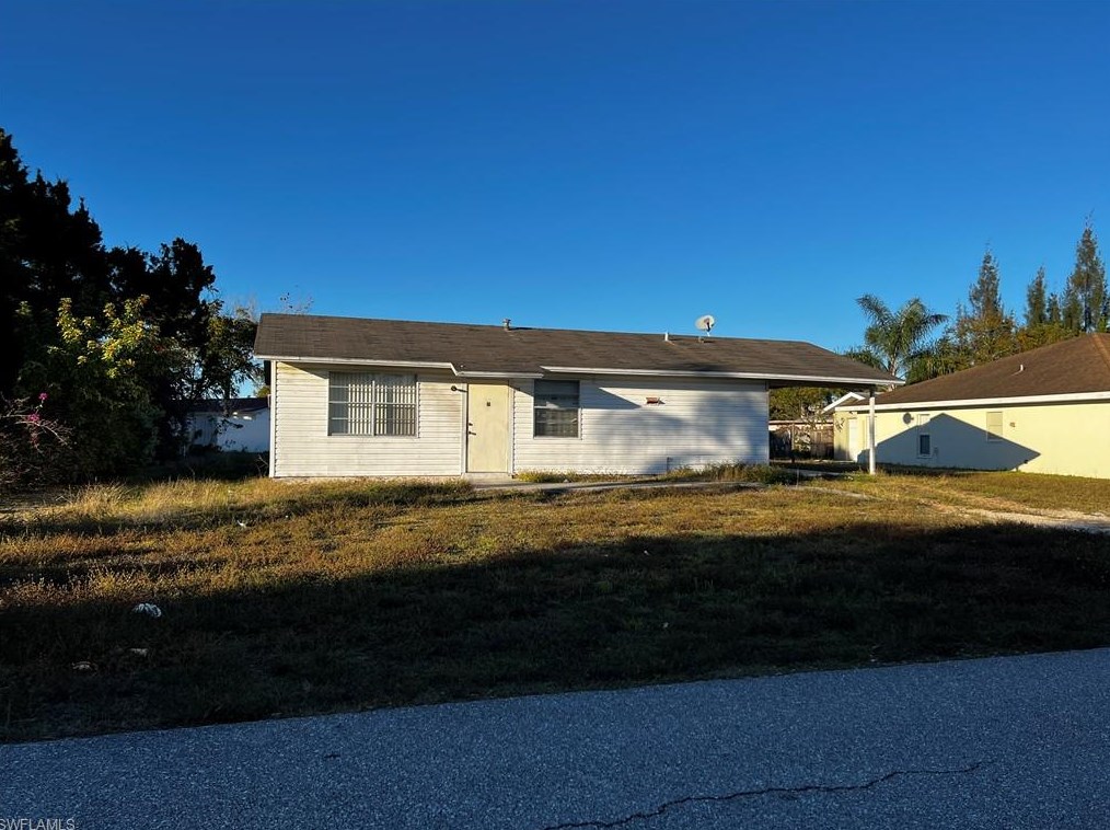 1120 Gifford Ave S, Lehigh Acres, FL 33936